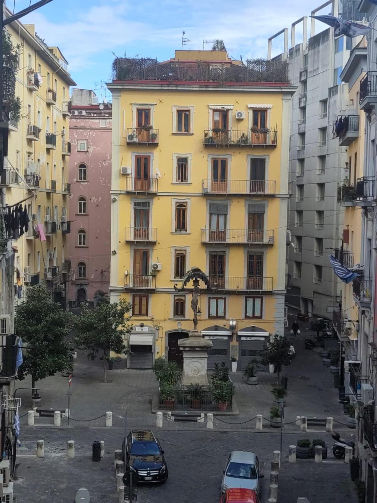 Staicca Rooms Naples Exterior photo